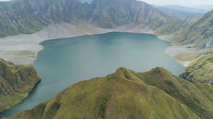 You are currently viewing Top Tourist Spots in Zambales [And How To Get There]