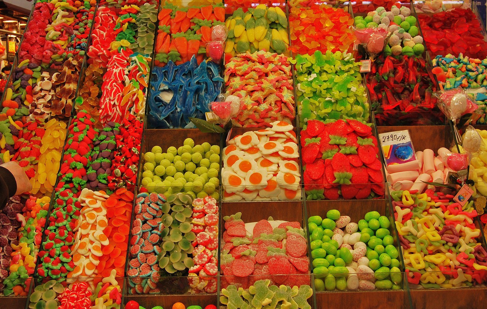 Read more about the article 10 Best Things to Do in Barcelona