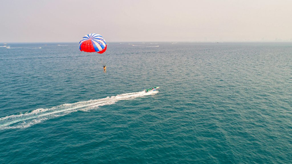 Parasailing is one of the best things to do in cancun